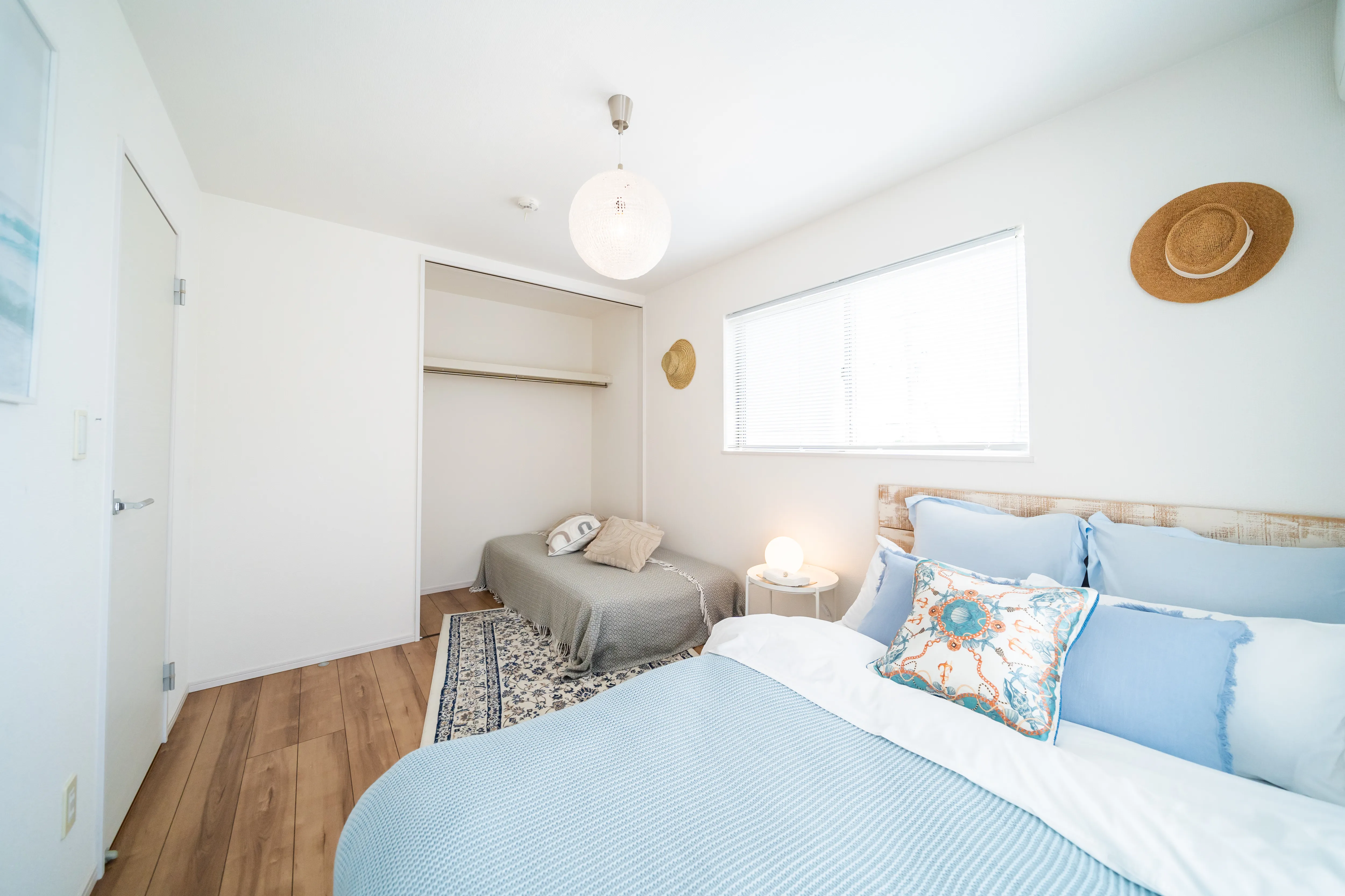 아자마 산산 비치