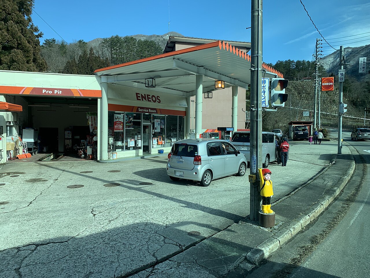 ENEOSガソリンスタンド全景