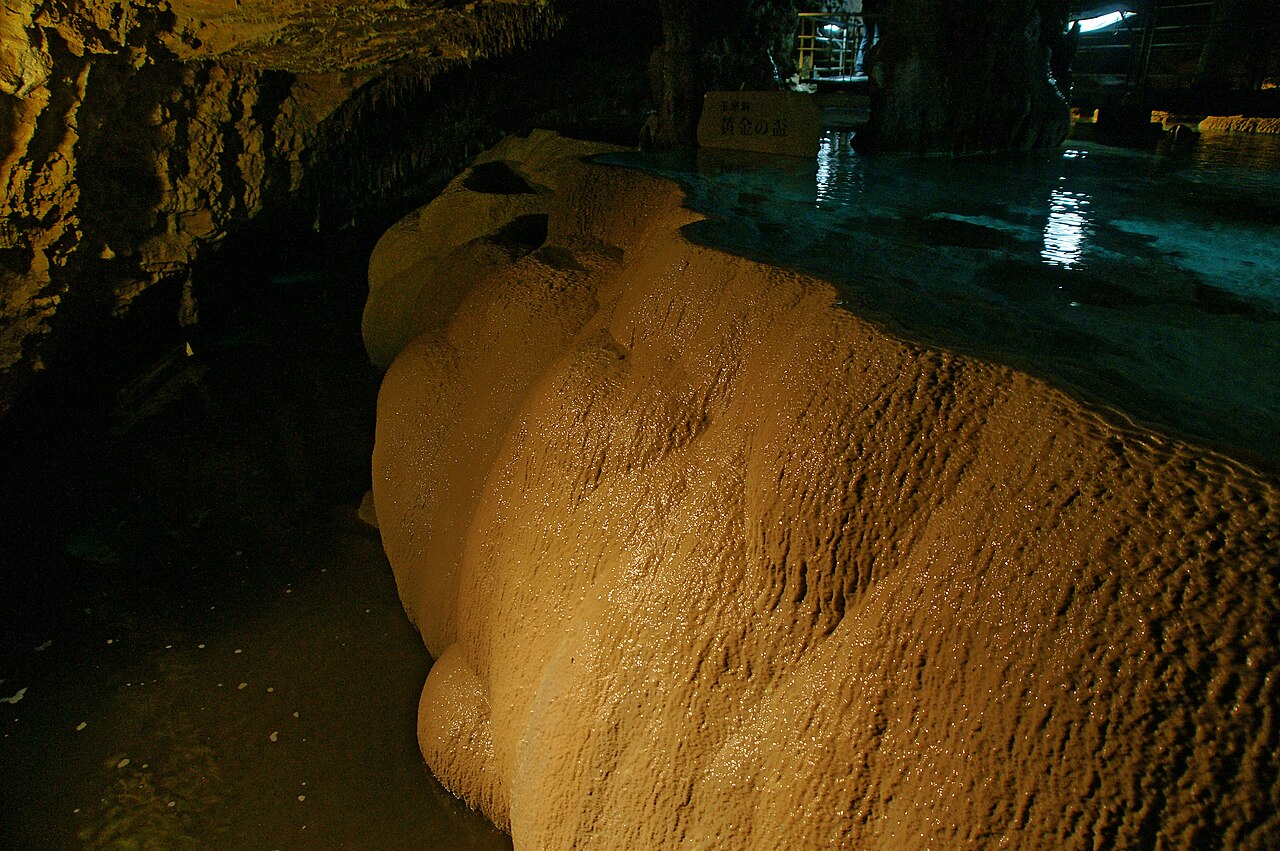 교쿠센도 황금의 배