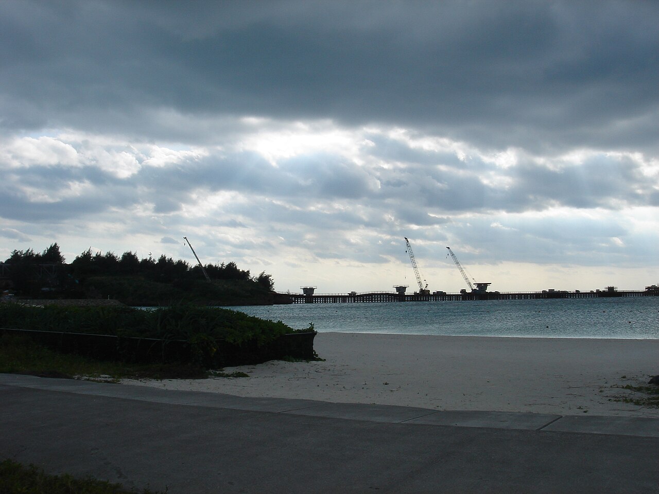 이라부대교 전경 — 미야코지마와 이라부지마를 잇는 3,540m 대교