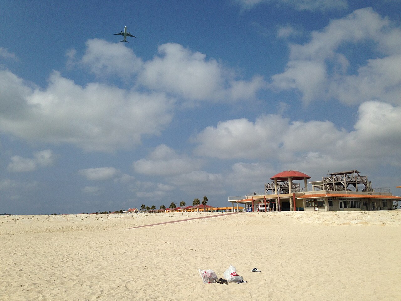 나하공항 근처 도요사키 해변