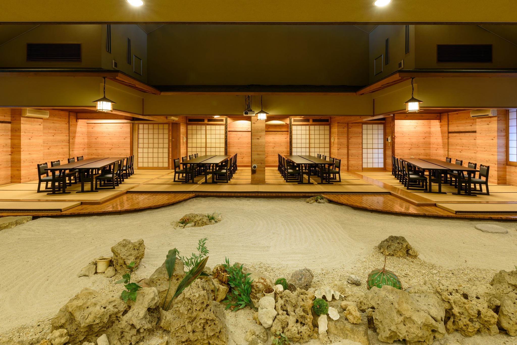 Yotsutake Exterior Kume Naha